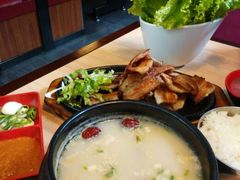 牛尾汤-土大力韩式烤肉料理(39年·和平路店)