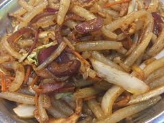 炒粉虫-正宗南铁拉叔沙煲螺·烧烤·秘制靓粥(南铁总店)