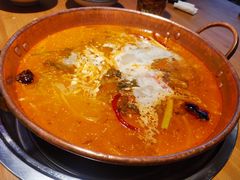 -洱火云南酸菜牛肉火锅(石景山当代商城店)