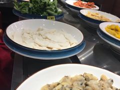 -钱小主·自助回旋烤肉火锅餐厅(东方新天地店)