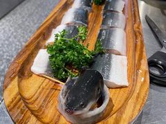 活鳗鱼-本炙炭烤·蒲烧活鳗料理店(金沙洲店)