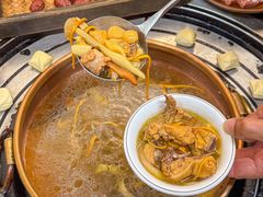 -阿山卓·野生菌火锅·纳西火塘烤肉