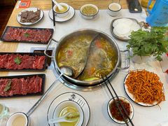 -田村·酸汤鲜牦牛肉火锅(布达拉宫广场店)