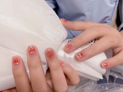 -悦指间美甲美睫