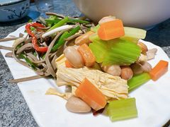 -华盛园卷子王农家菜水库鱼