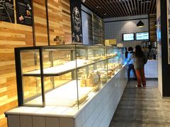 面包甜点陈列柜-野上麦田(中贸广场店)