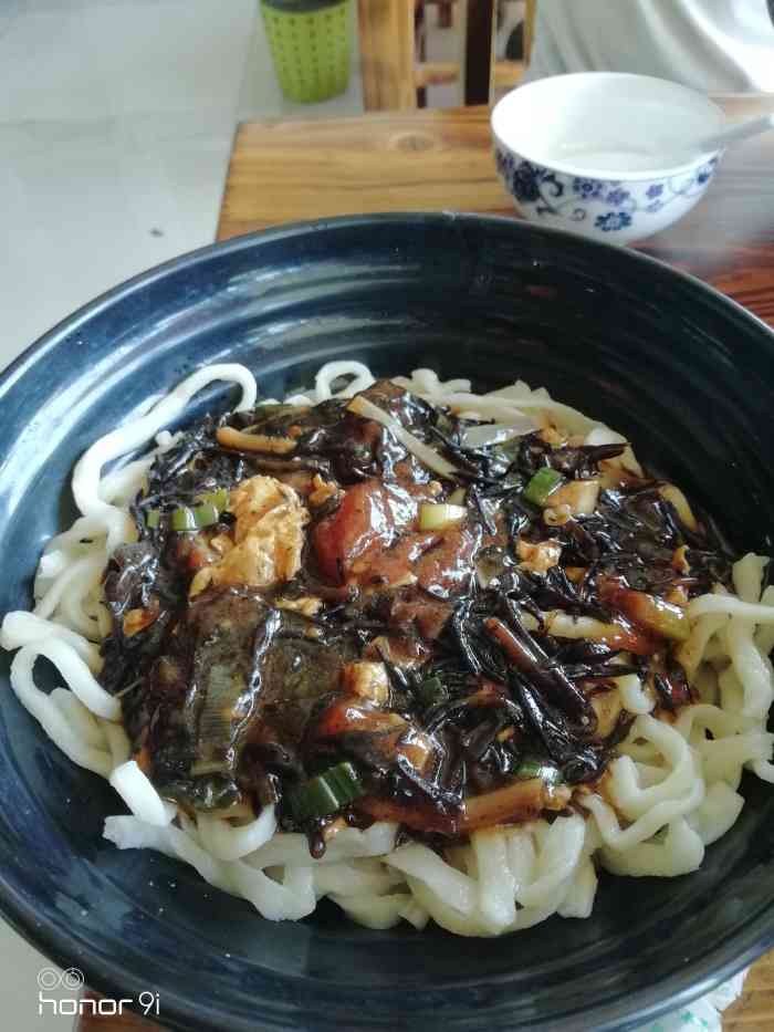 浑河春面馆-"鹿角面是招牌,有时候周末中午去晚了卤就没.