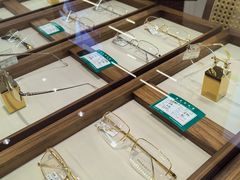 -亨得利眼镜(中山路一店)