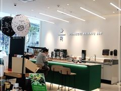 -星巴克臻选(上海淮海百盛购物中心店)