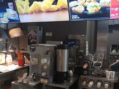 -麦当劳(宝山大厦店)