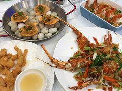 -探秘12时海鲜生蚝排档