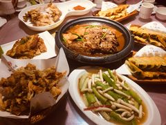 -宣海荣锅贴大王·陕味小吃集(钟楼店)