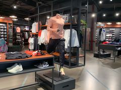 -耐克(恒隆广场店)