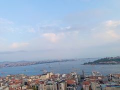 -加拉达石塔