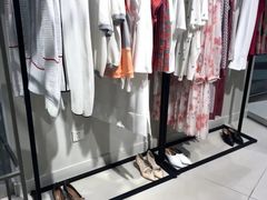 -GIORGIO ARMANI(燕莎奥特莱斯购物中心店)