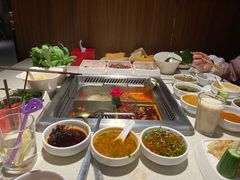 -海底捞火锅鲜切牛肉主题店(长寿路店)