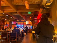 -何师烧烤Pro ·江湖川菜·小龙虾·精酿(太古里旗舰店)