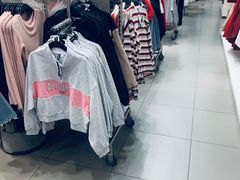 -H&M(华润万象城店)