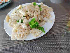 -微山岛春天里酒家