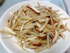 溧阳白芹-天乐农家鱼头王(天目湖店)