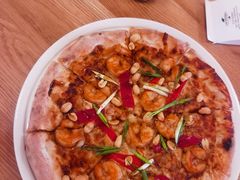 -城市大道红炉披萨烘焙坊