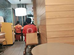 -麦当劳(容桂客运站得来速店)