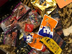 -来伊份(田东路店)