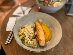 煎三文鱼花菜南瓜酱沙拉-BAKER&SPICE(安福路店)