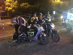 门面-汪记大王锅贴(成山路店)