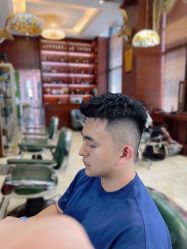 -尼特斯男士发型馆