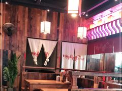 -先启半步颠小酒馆(白麓里店)