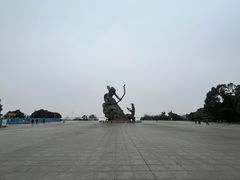-巴陵广场