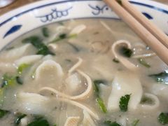 -吕记清真美食城(永兴服装街店)