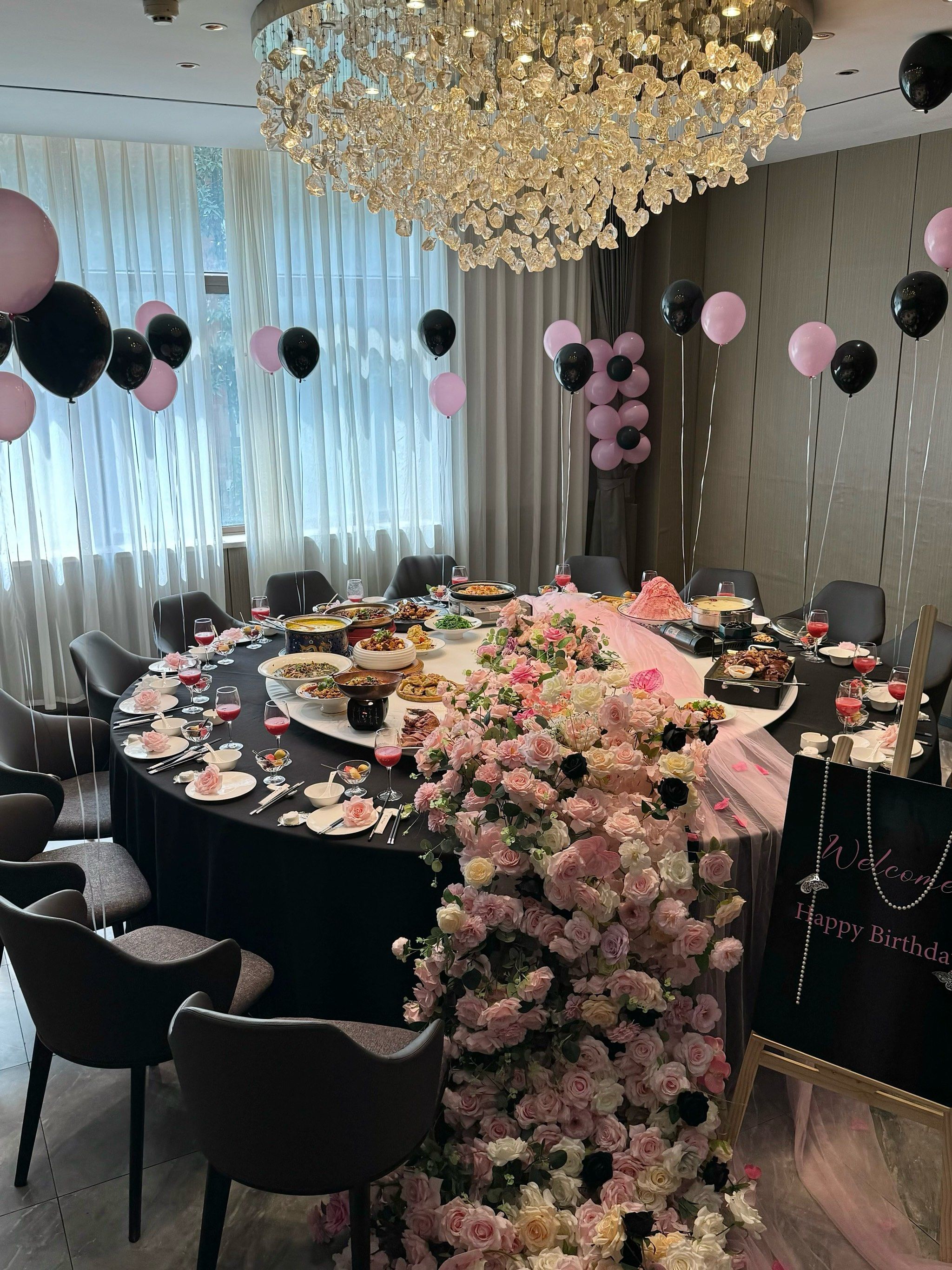 成都(赵露思同款生日宴)花小钱装大杯!