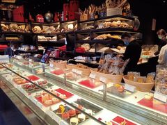 -Salon de The de Joel Robuchon(外滩18号店)