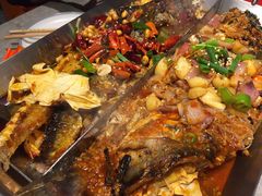 -鸣记脆皮烤鱼·海鲜烤鱼(马栏店)