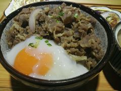 温泉蛋牛丼饭-京和风食堂·定食寿喜锅(保利樾广场店)