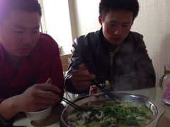 梁氏重庆鸡公煲-梁记重庆鸡公煲(盛世豪庭店)