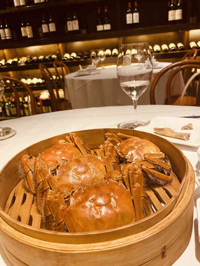 constellation wine-"在这里点一瓶酒就可以享受对面老吉士的美味.