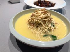 鸡火煮干丝-屋里厢上海菜馆