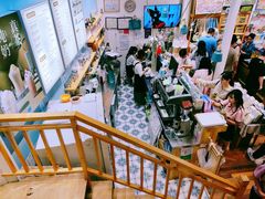 -猫的天空之城概念书店(杭州南宋御街店)