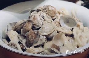 Creamy Clams