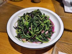 -黄泥岗·地道湖北菜(奥特莱斯店)