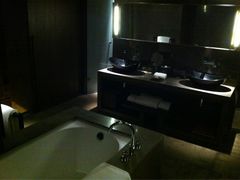 -杭州逸酒店(西湖武林店)