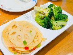 -伊京轩兰州牛肉面(闹市口店)