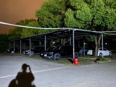 -上海瞻星停车场