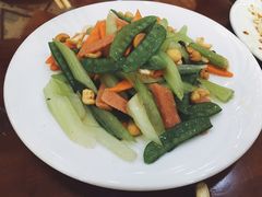 富贵小炒-老山记海城馅饼大酒店(振兴小区店)