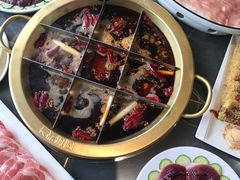 -长嘉·河图火锅(长嘉汇江景旗舰店)