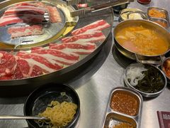 -哈哈碳都·牛肋条无限自助烤肉(台江万达店)