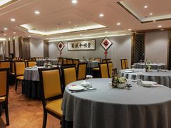 -唔哩赞·崇明私藏菜(建国西路店)
